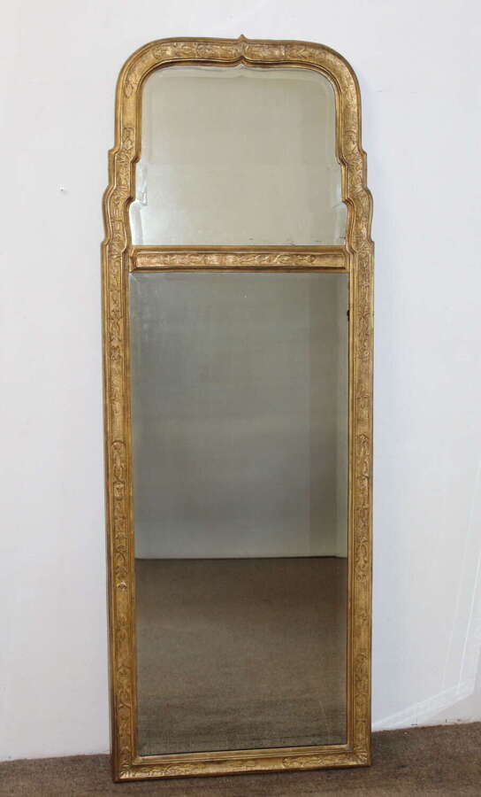 18th century Queen Anne style pier mirror