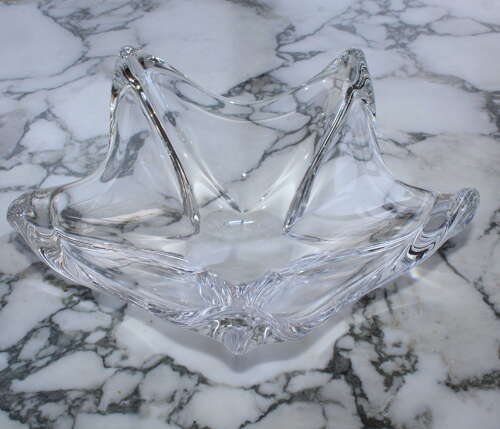 Vintage French Art crystal glass Daum star bowl