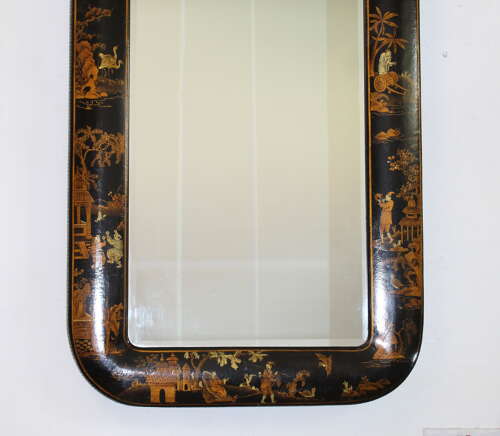 Beautifully decorated Japanese Meiji period lacquer mirror
