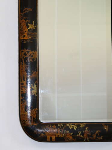 Beautifully decorated Japanese Meiji period lacquer mirror