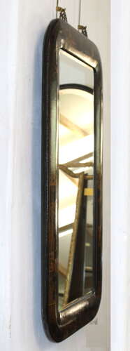 Beautifully decorated Japanese Meiji period lacquer mirror